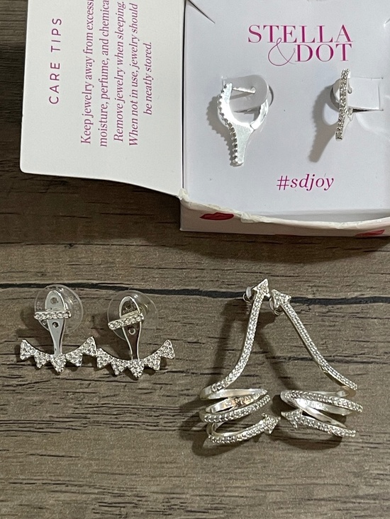 Stella & Dot earring bundle - Picture 1 of 3